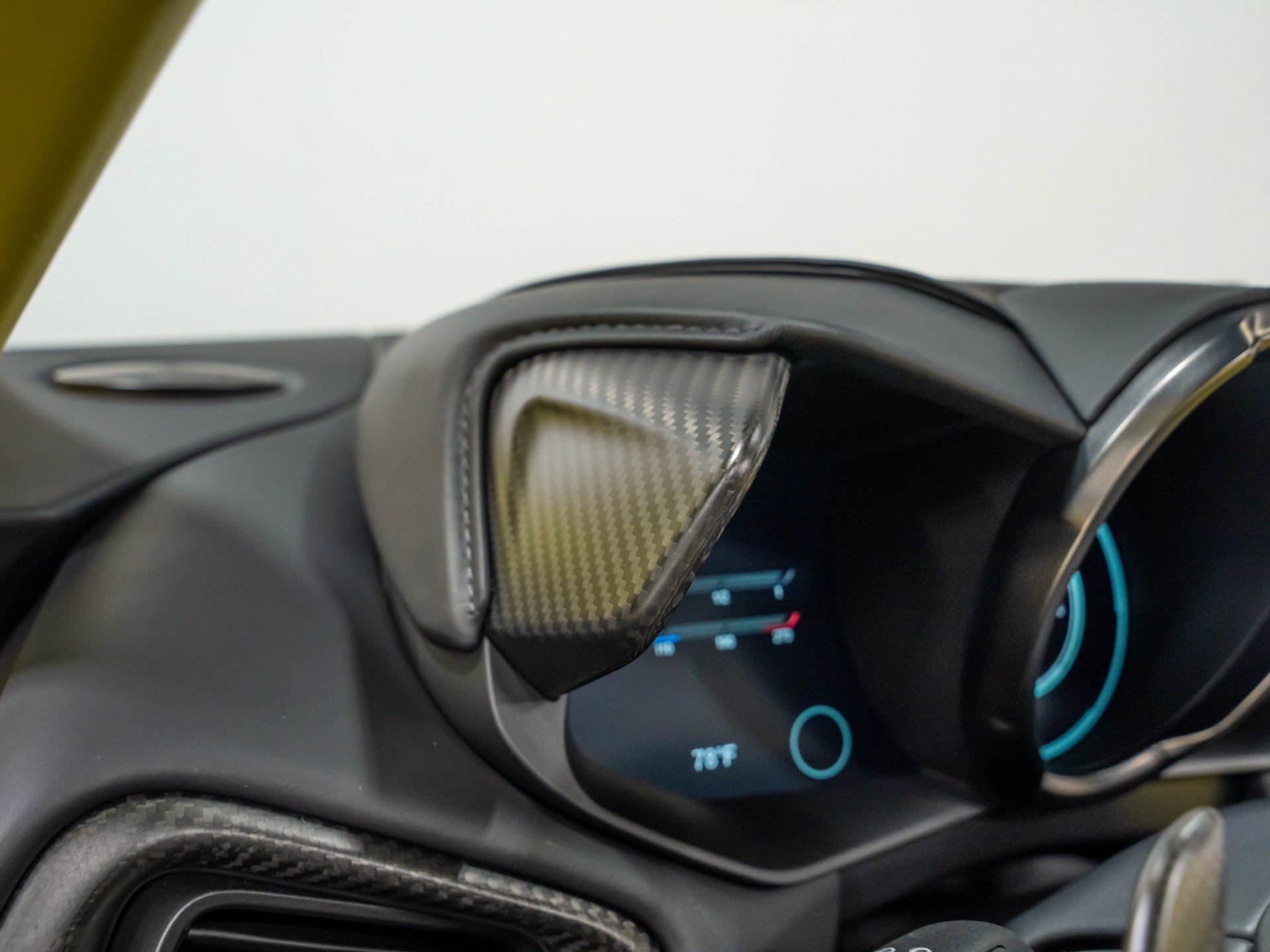 Used 2023 Aston Martin DBS Superleggera Volante RWD image 64