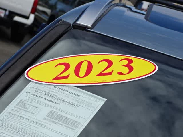 Used 2023 Toyota Highlander Limited FWD image 6