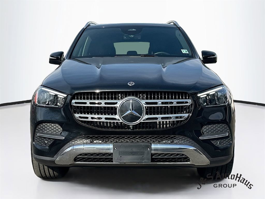 Used 2025 Mercedes-Benz GLE 450e 4MATIC image 2