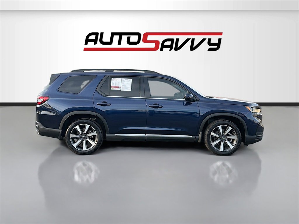 Used 2024 Honda Pilot Touring image 8