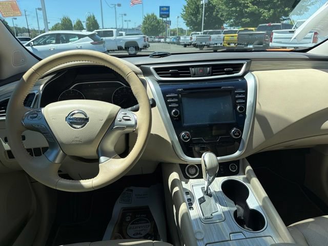 Used 2016 Nissan Murano SL w/ SL Technology Package FWD image 12