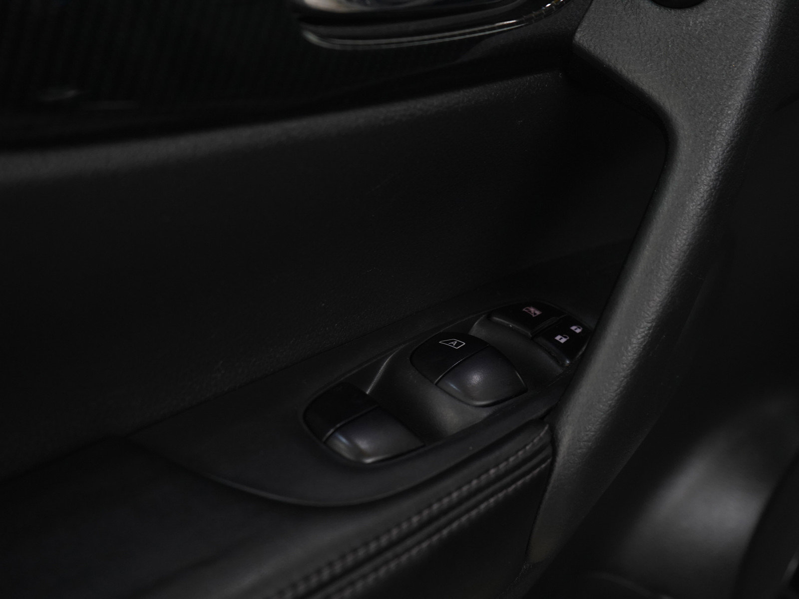 Used 2020 Nissan Rogue SL w/ Premium Package image 20