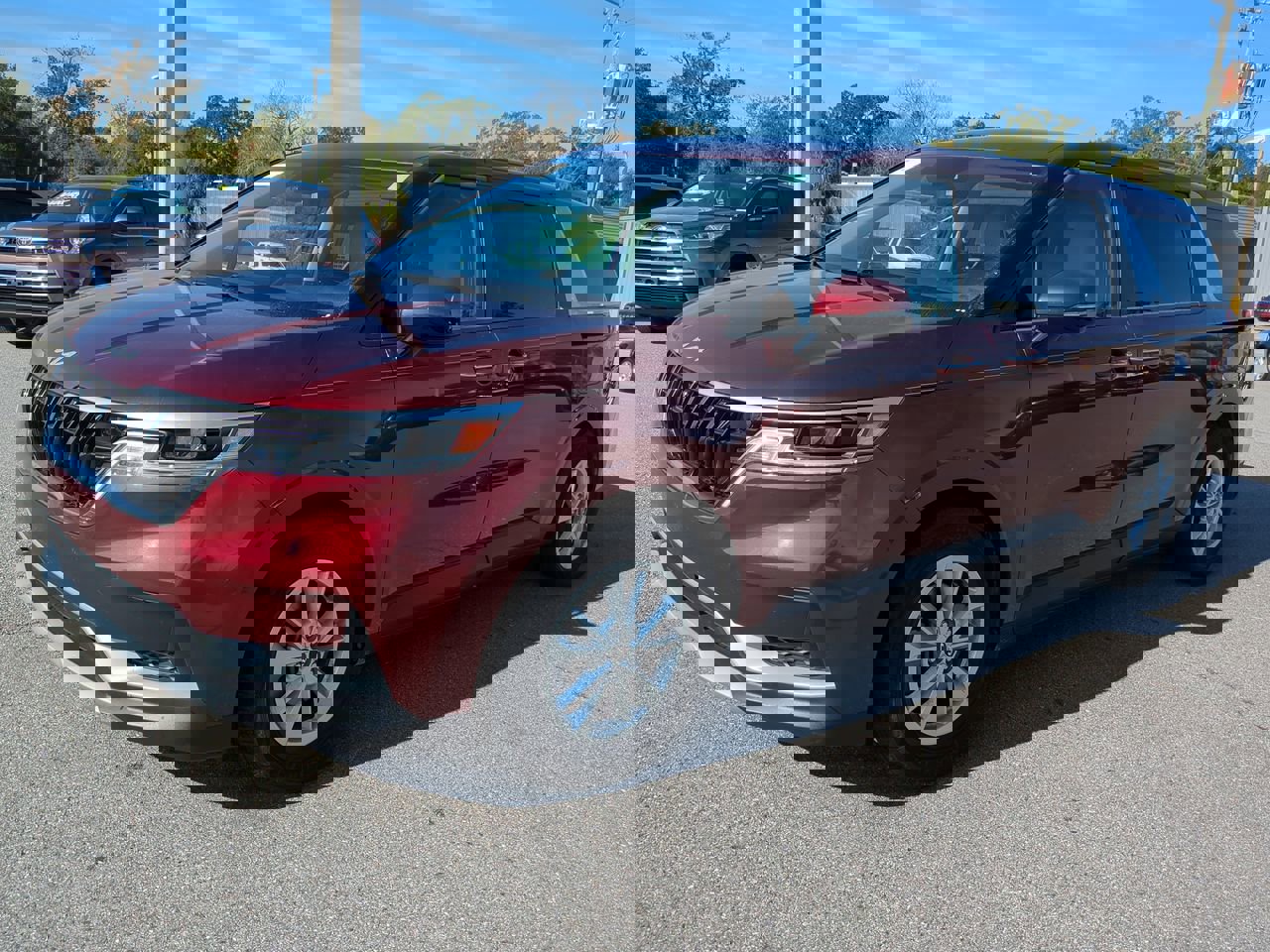 Used 2024 Kia Carnival LX image 8