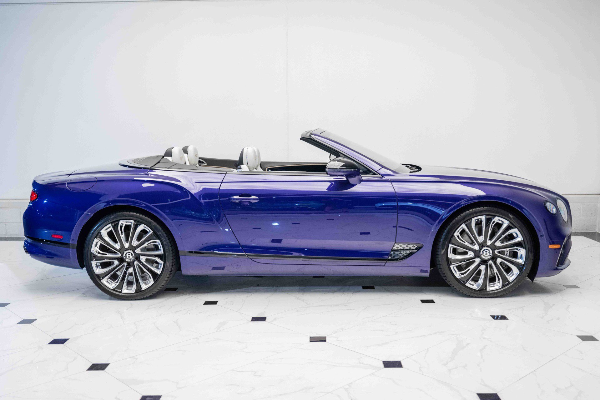 Used 2024 Bentley Continental GT Mulliner image 5