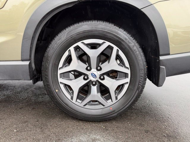 Used 2024 Subaru Forester Premium AWD/4WD image 30