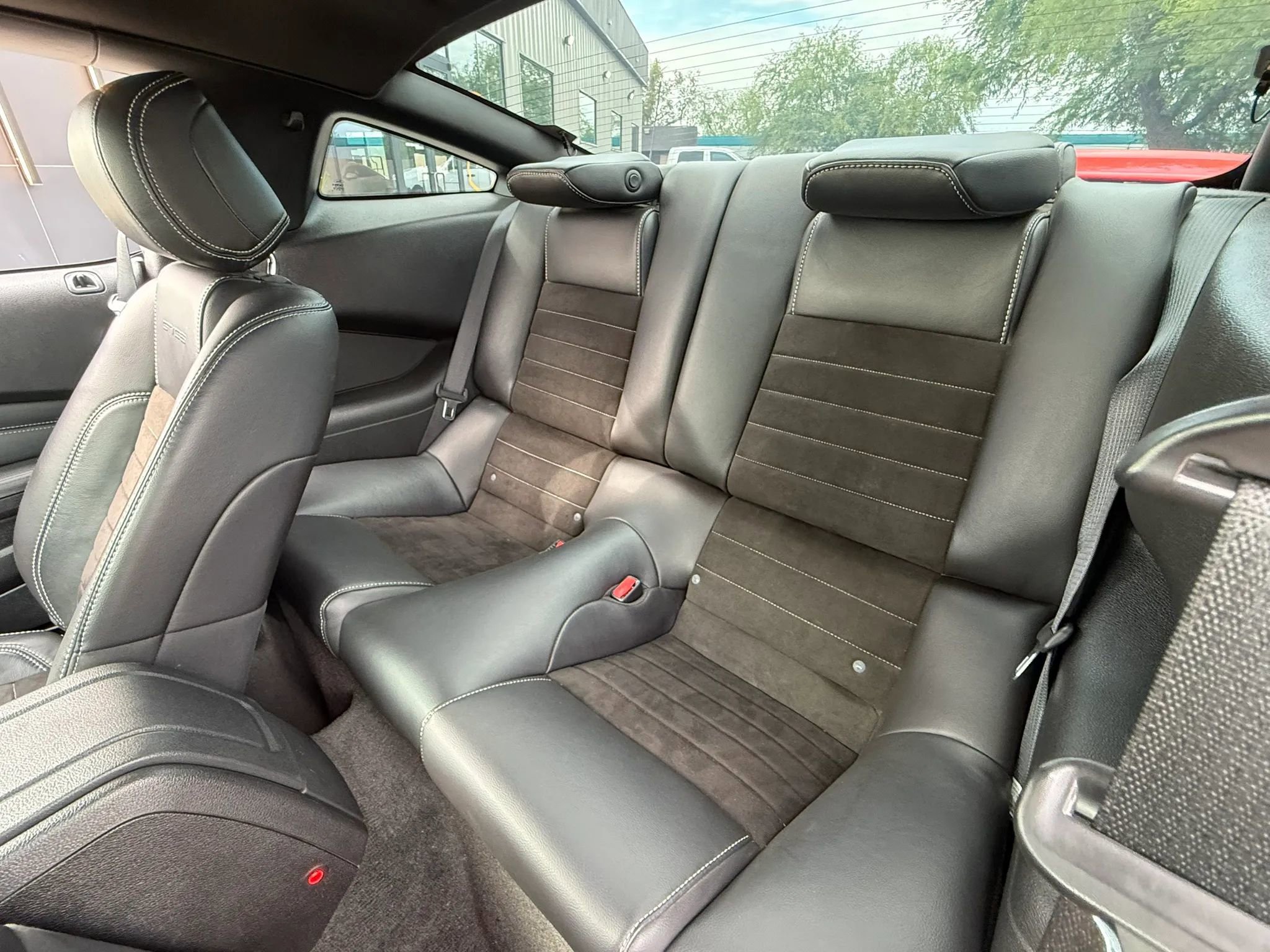 Used 2013 Ford Mustang GT Premium RWD image 52