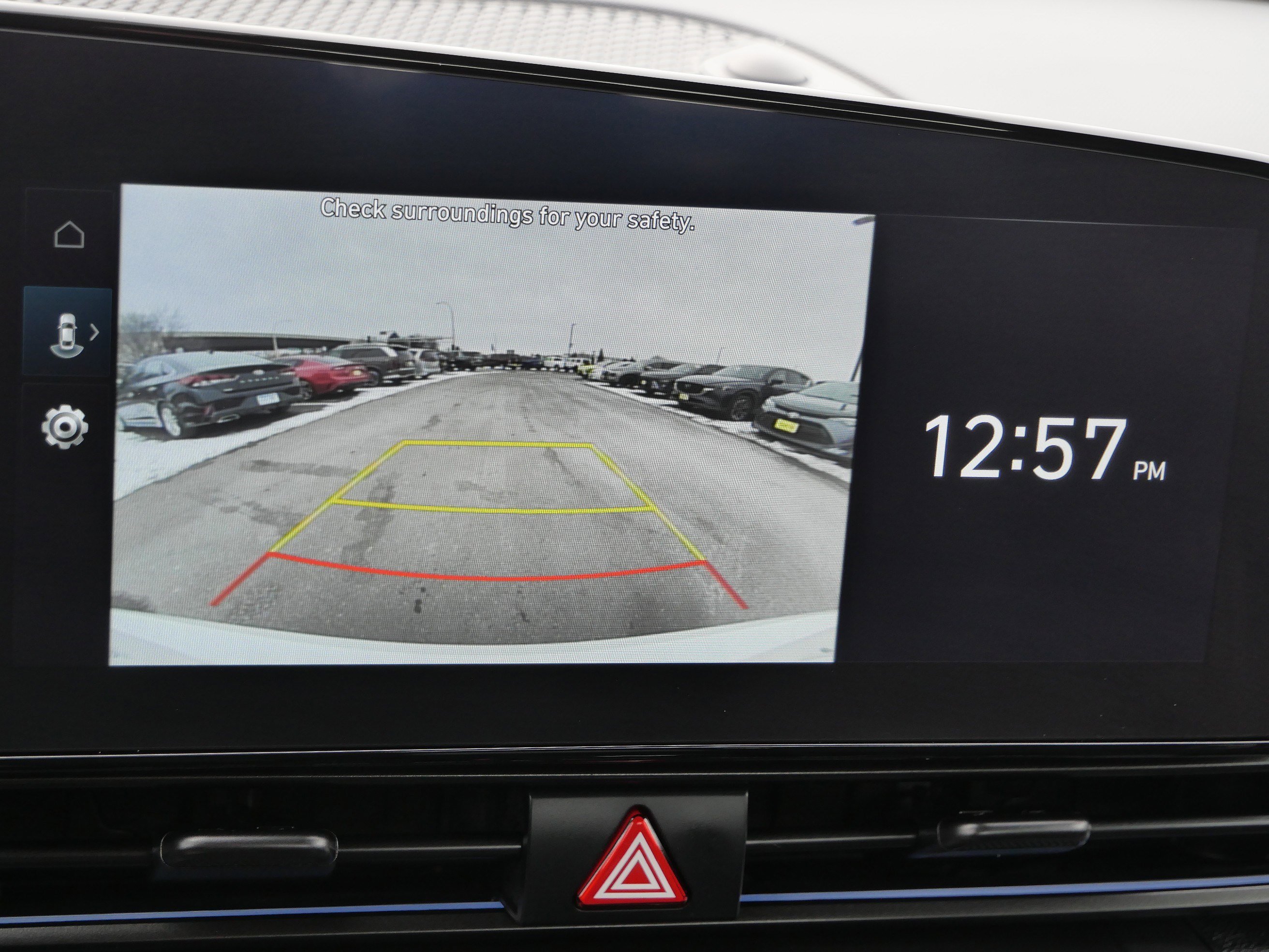 Used 2025 Hyundai Elantra SEL image 35