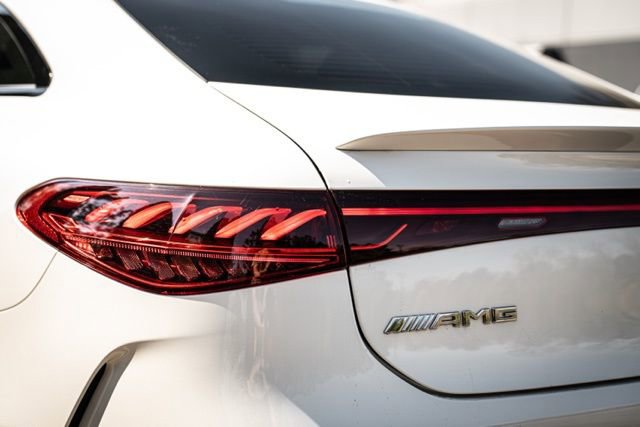 Used 2023 Mercedes-Benz EQS AMG 4MATIC image 16