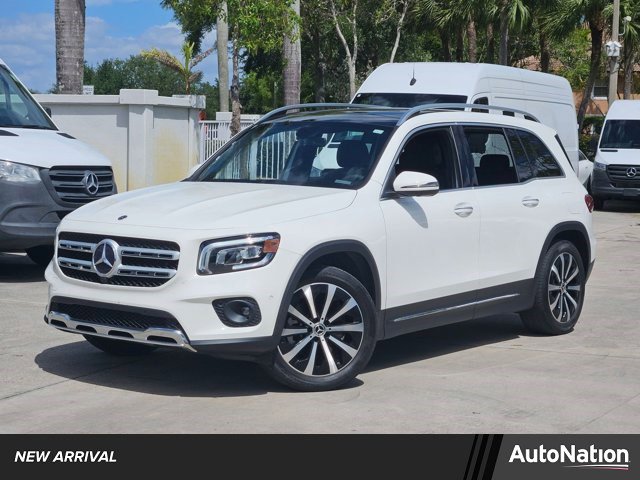 Used 2023 Mercedes-Benz GLB 250 image 1