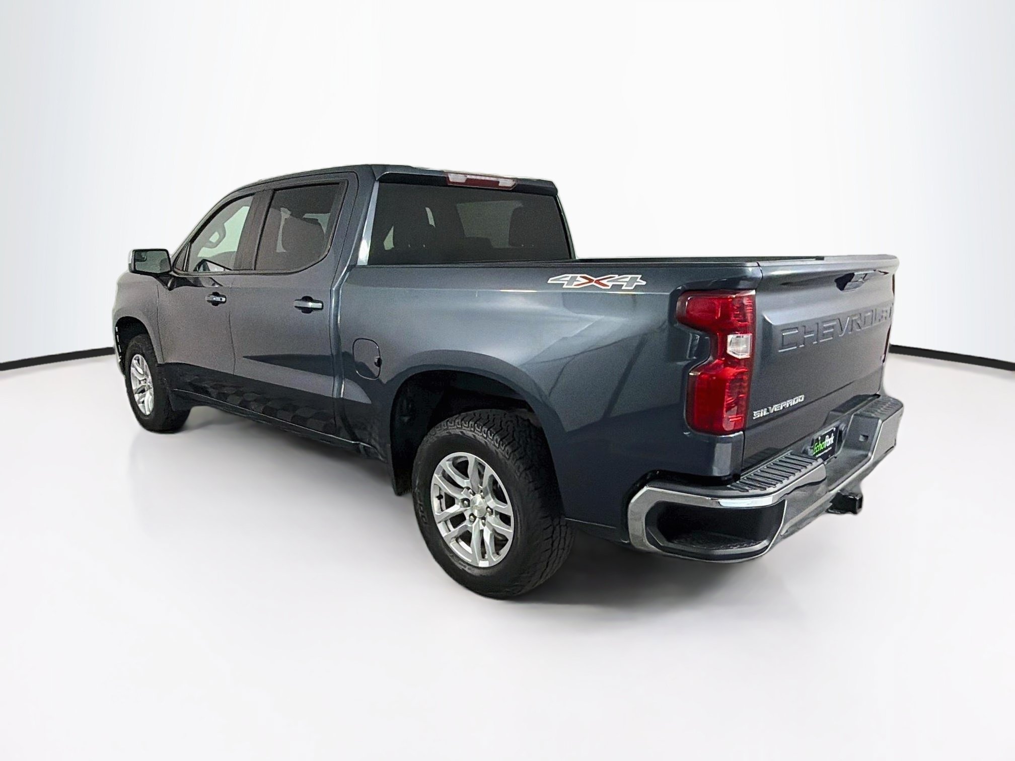 Used 2021 Chevrolet Silverado 1500 LT AWD/4WD image 5