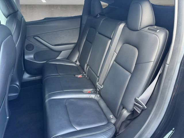 Used 2022 Tesla Model Y Performance image 22