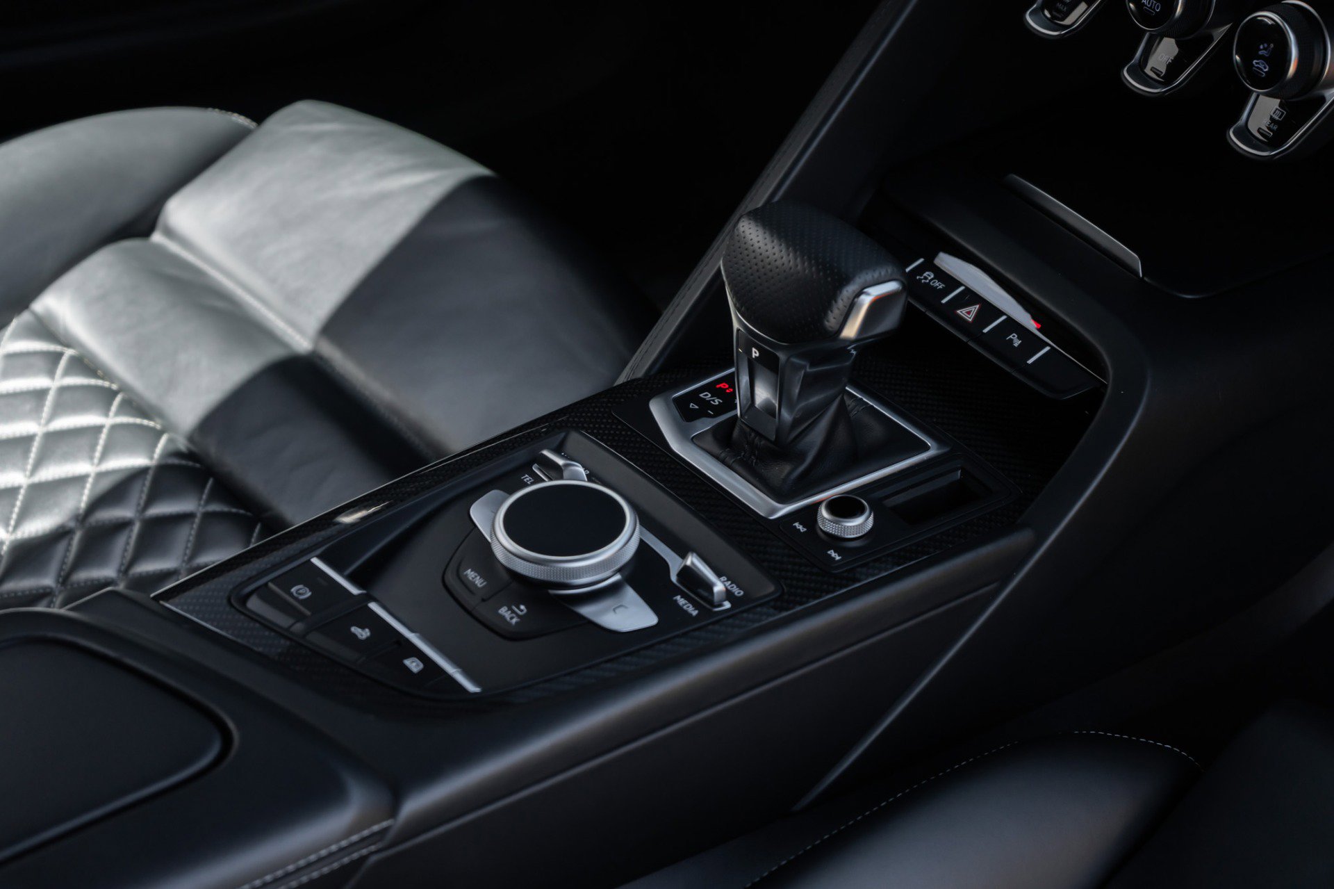 Used 2018 Audi R8 V10 plus image 22