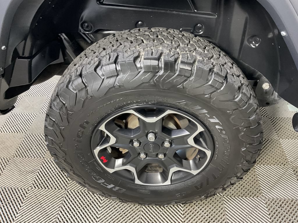 Used 2023 Jeep Wrangler Unlimited Rubicon w/ Cold Weather Group AWD/4WD image 10