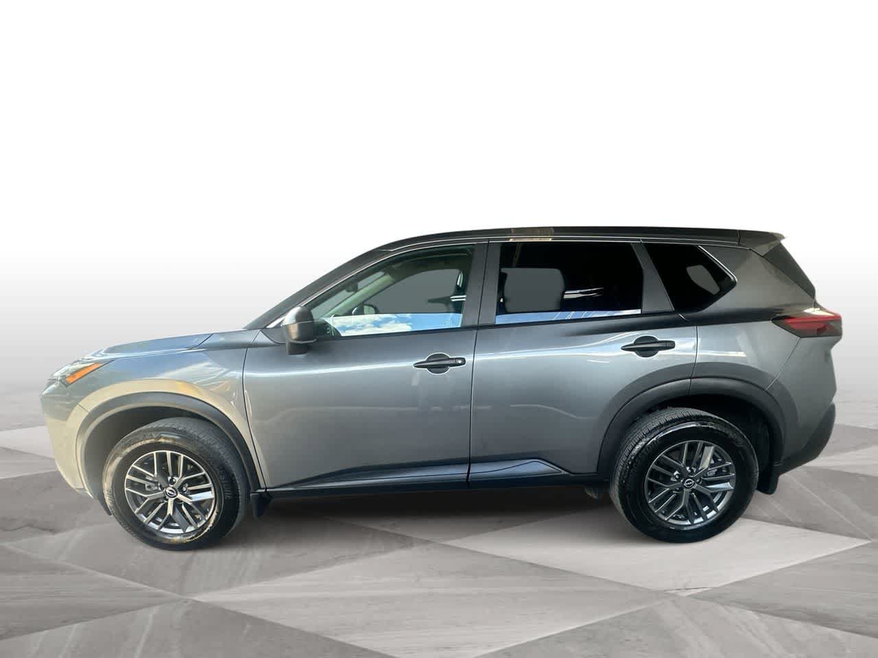 Used 2023 Nissan Rogue S FWD image 5