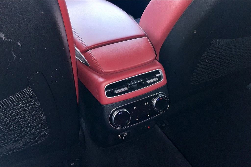 Used 2023 Genesis GV70 2.5T Sport Prestige w/ Sport Prestige Package image 25