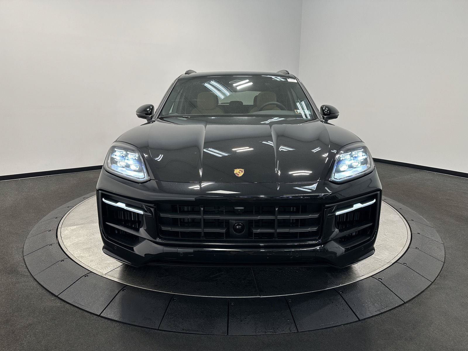 New 2026 Porsche Cayenne AWD/4WD image 10
