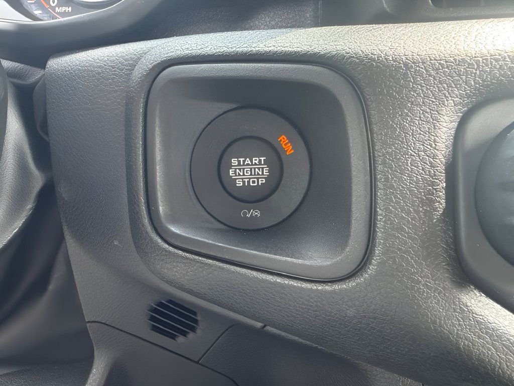 Used 2025 Jeep Wrangler Unlimited Sport AWD/4WD image 17
