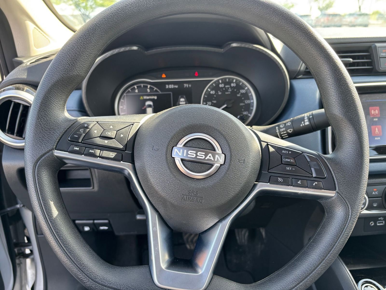 Used 2025 Nissan Versa SV FWD image 25