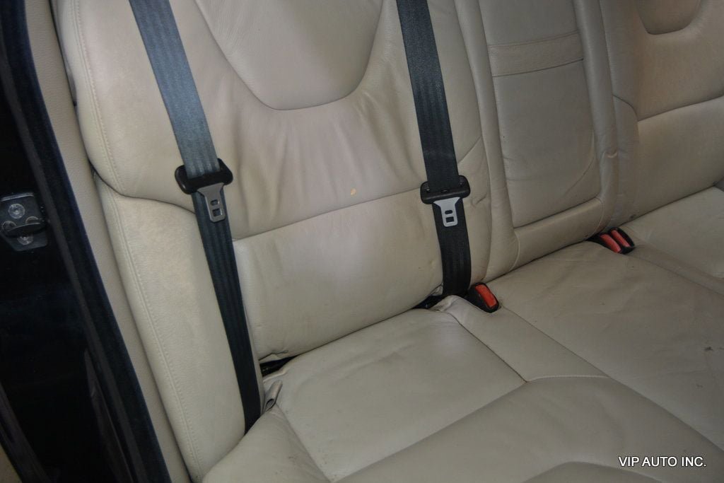 Used 2007 Volvo V70 2.4 FWD image 26