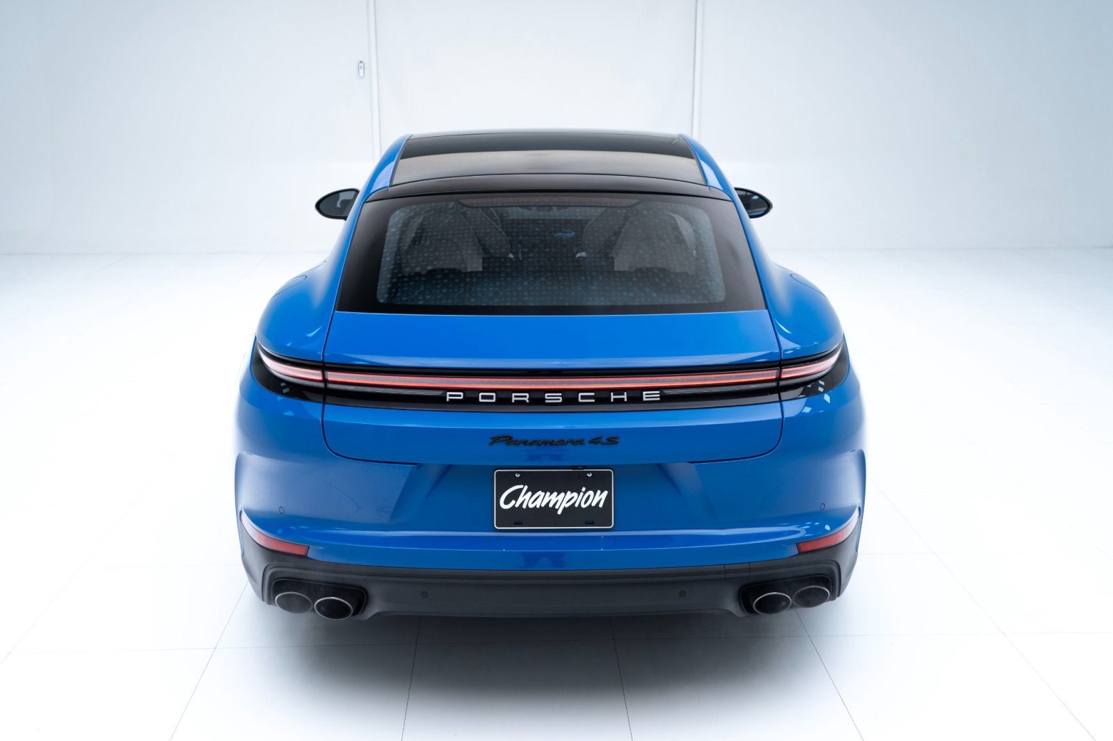 Used 2025 Porsche Panamera 4S image 10