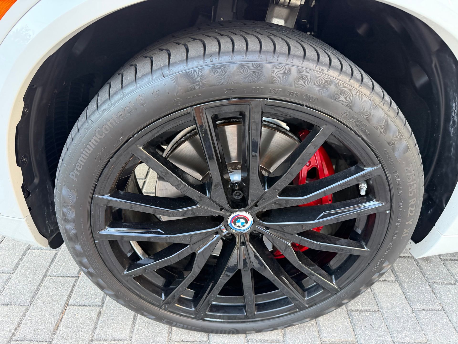 Used 2022 BMW X5 M50i w/ Premium Package image 35