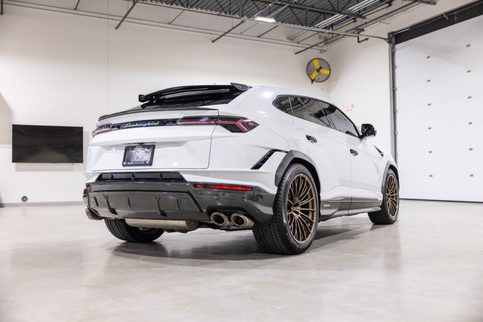 Used 2023 Lamborghini Urus Performante image 4