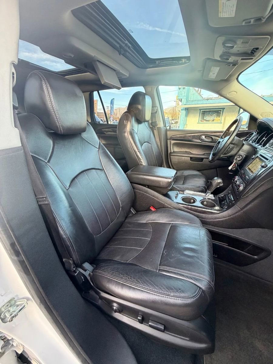 Used 2016 Buick Enclave Leather image 13