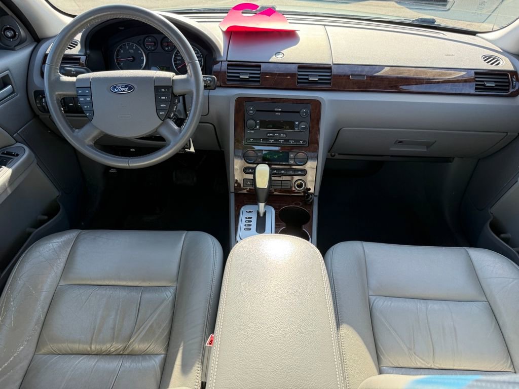 Used 2007 Ford Five Hundred SEL image 9