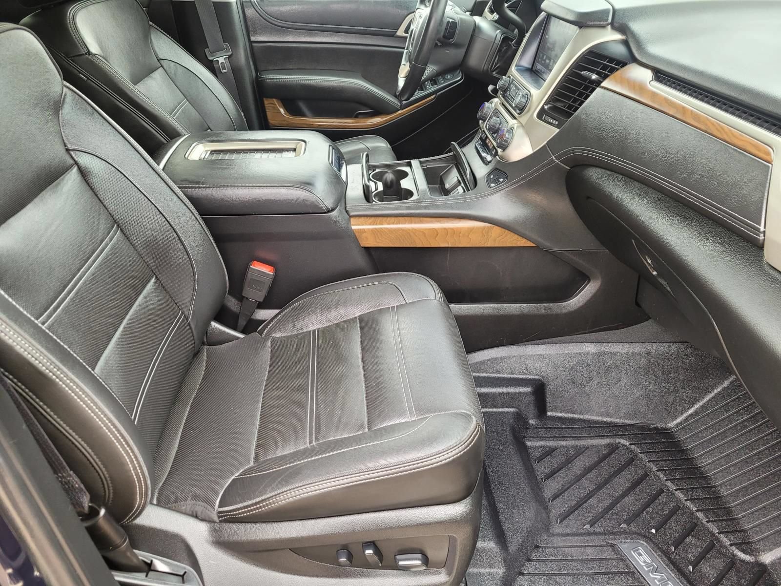 Used 2019 GMC Yukon Denali w/ Denali Ultimate Package RWD image 11