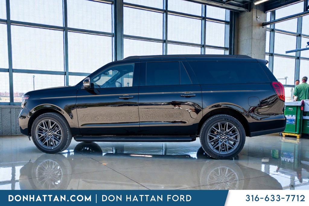 New 2026 Ford Expedition Max Platinum w/ Stealth Appearance Package AWD/4WD image 2