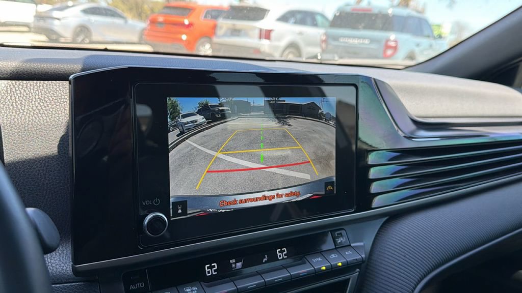 Certified 2025 Toyota Camry SE image 30