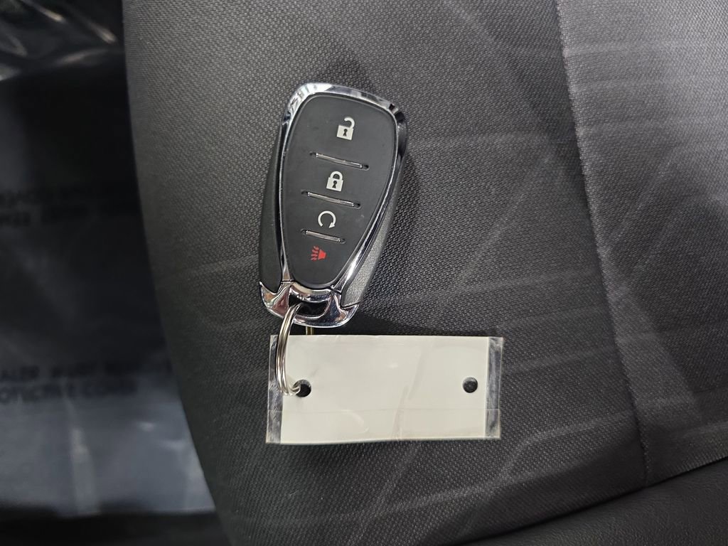 Used 2020 Chevrolet Trax LT w/ LT Convenience Package FWD image 33