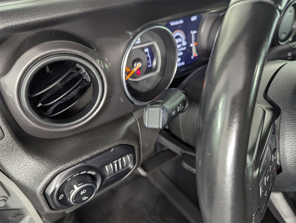 Used 2022 Jeep Gladiator Sport image 21