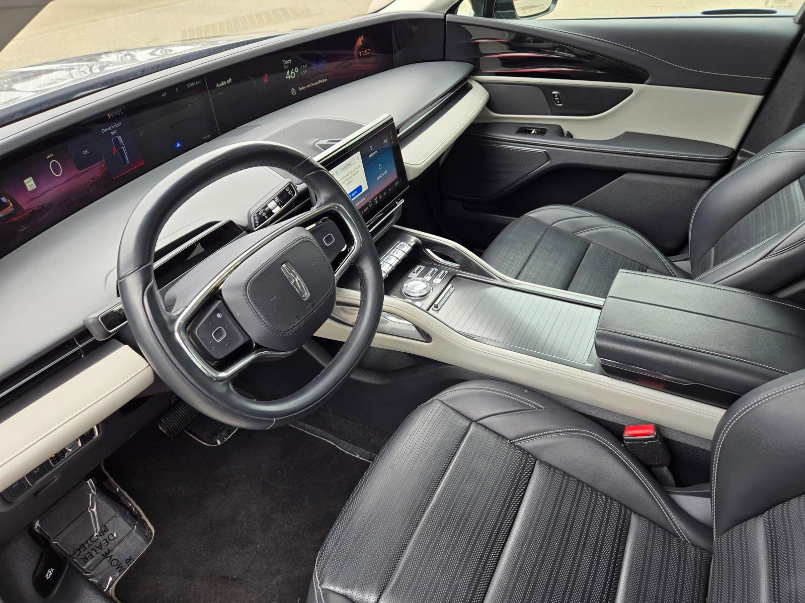 Used 2024 Lincoln Nautilus Reserve image 14