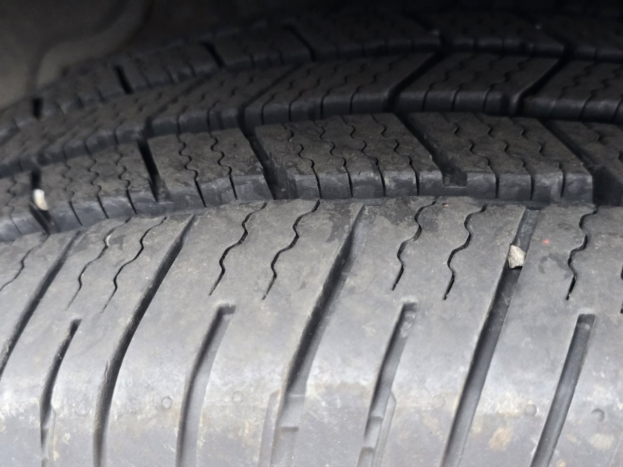 Used 2019 Toyota Highlander SE image 11