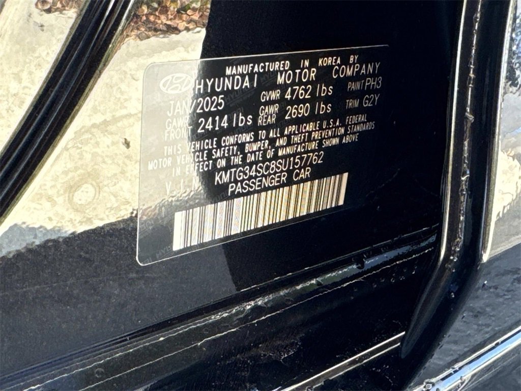 Used 2025 Genesis G70 2.5T image 15