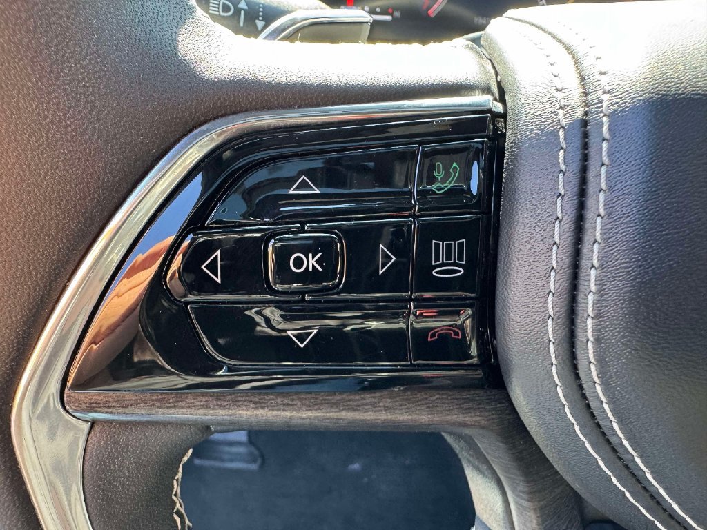 Used 2023 Jeep Grand Cherokee L Overland AWD/4WD image 20