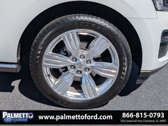 Used 2022 Ford Expedition King Ranch AWD/4WD image 11