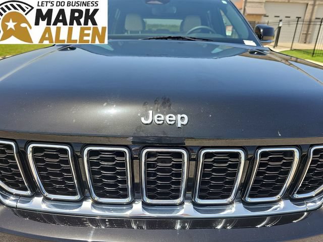 Used 2023 Jeep Grand Cherokee Limited AWD/4WD image 31