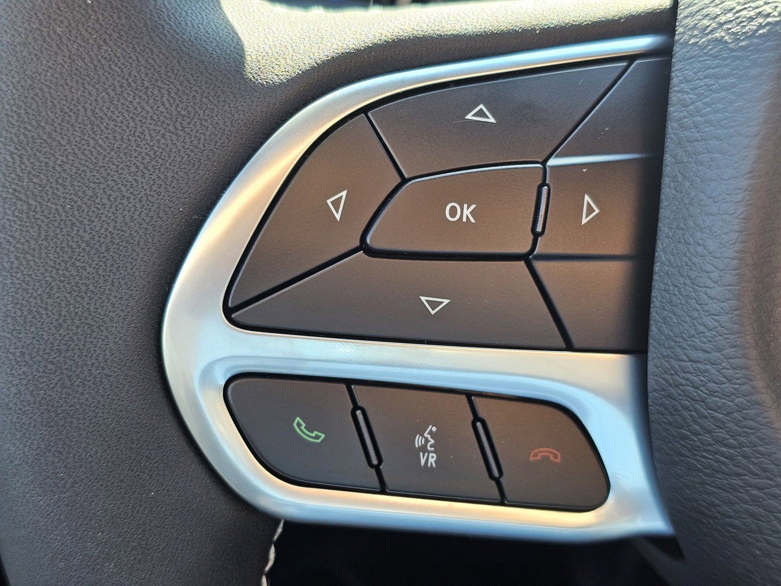 New 2026 Chrysler Voyager LX image 18