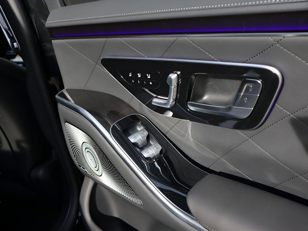 New 2026 Mercedes-Benz S 500 4MATIC image 19