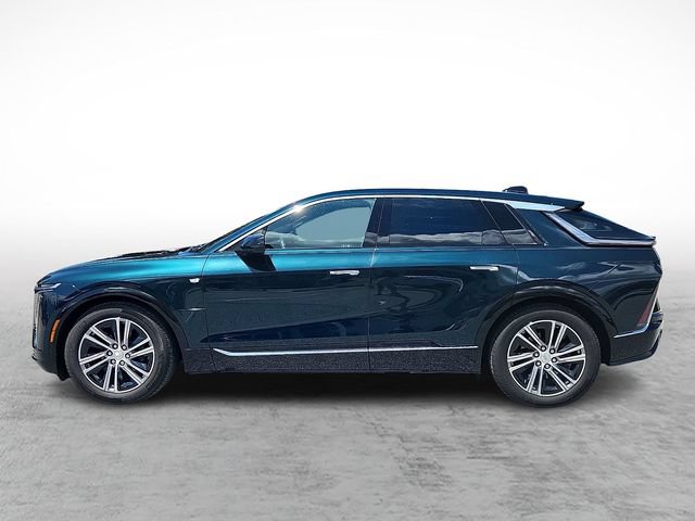 Certified 2024 Cadillac Lyriq Luxury AWD/4WD image 7