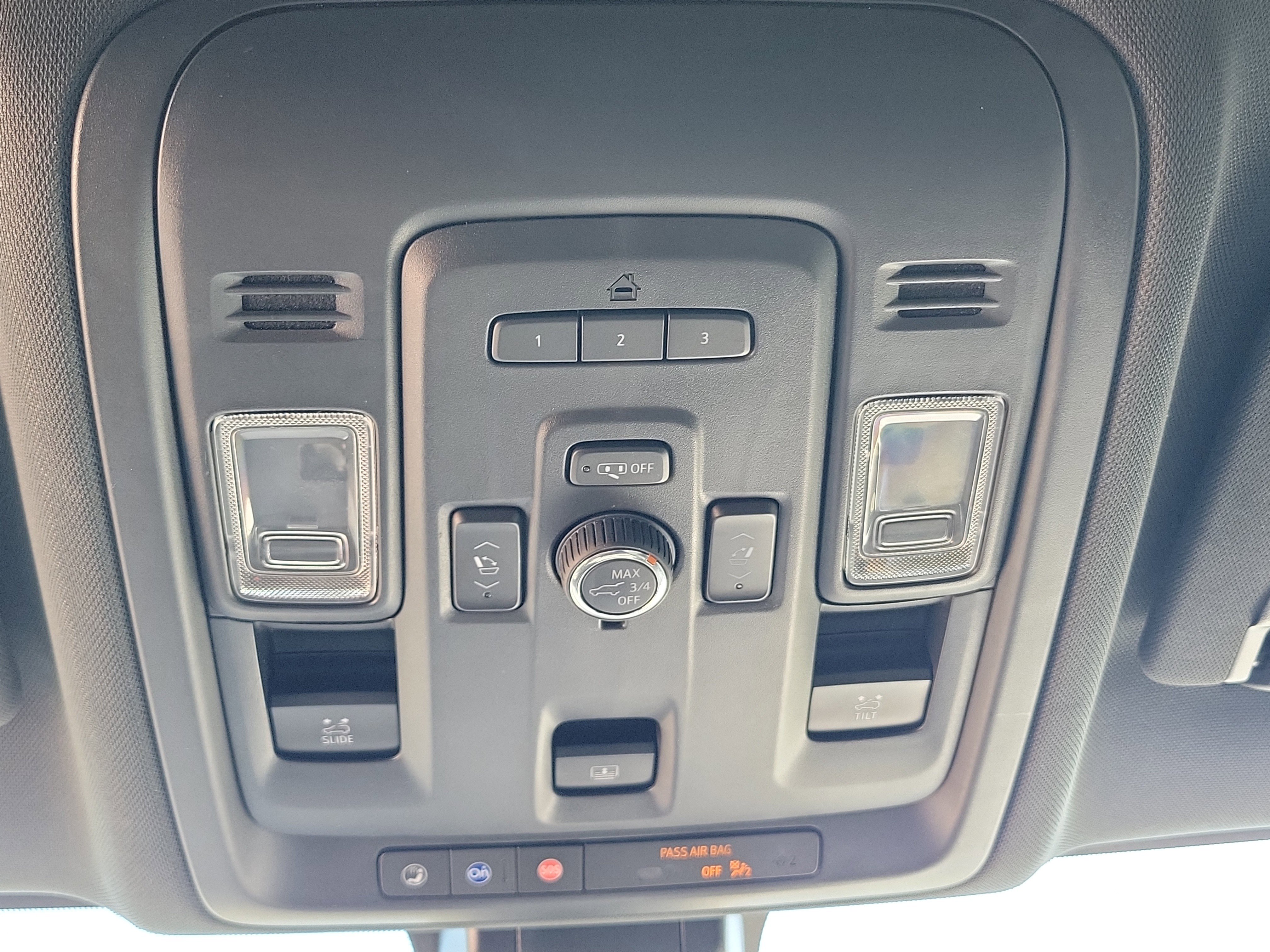 Used 2021 Chevrolet Suburban Z71 w/ Luxury Package image 30