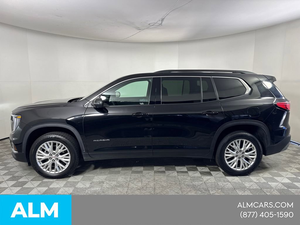 Used 2024 GMC Acadia Elevation image 11