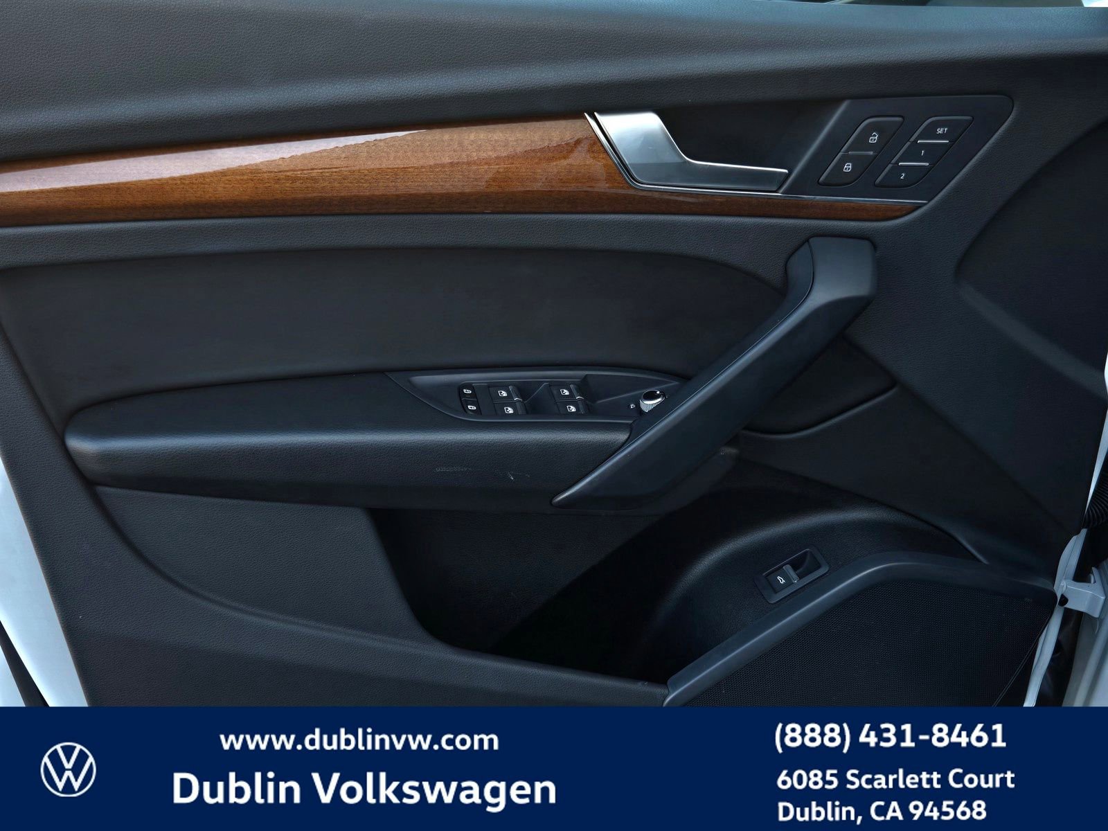 Used 2023 Audi Q5 2.0T Premium w/ Convenience Package image 10