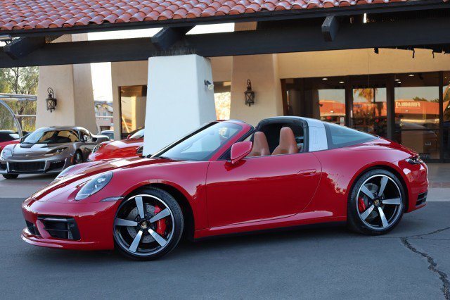 Used 2024 Porsche 911 Targa 4S image 5