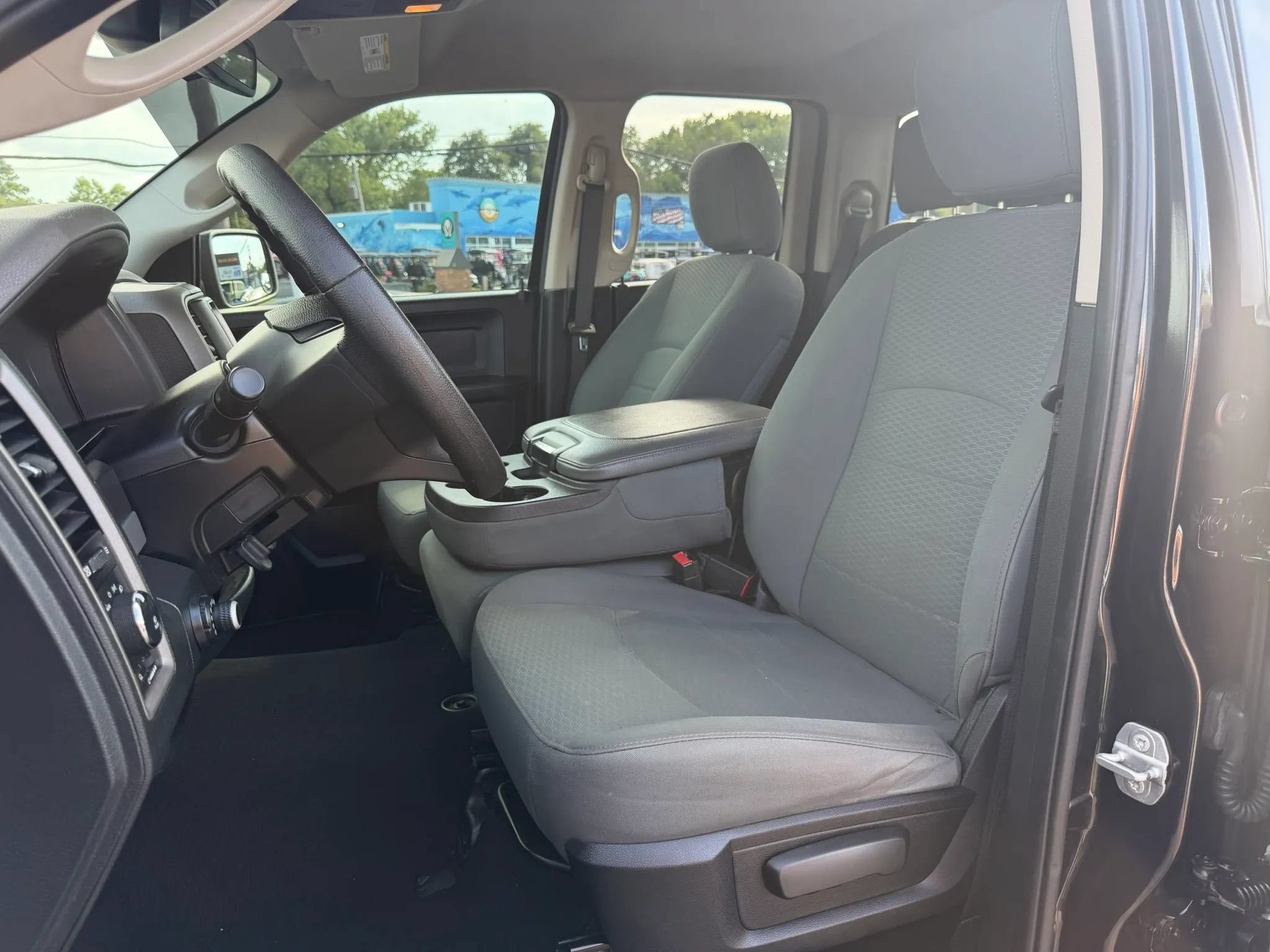 Used 2015 RAM 1500 Express w/ Black Ram 1500 Express Group AWD/4WD image 13