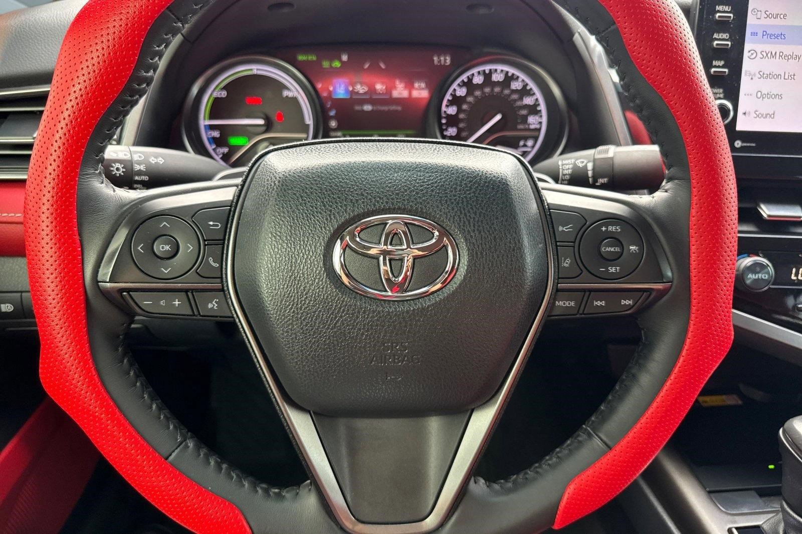 Used 2021 Toyota Camry SE w/ Cold Weather Package AWD/4WD image 15