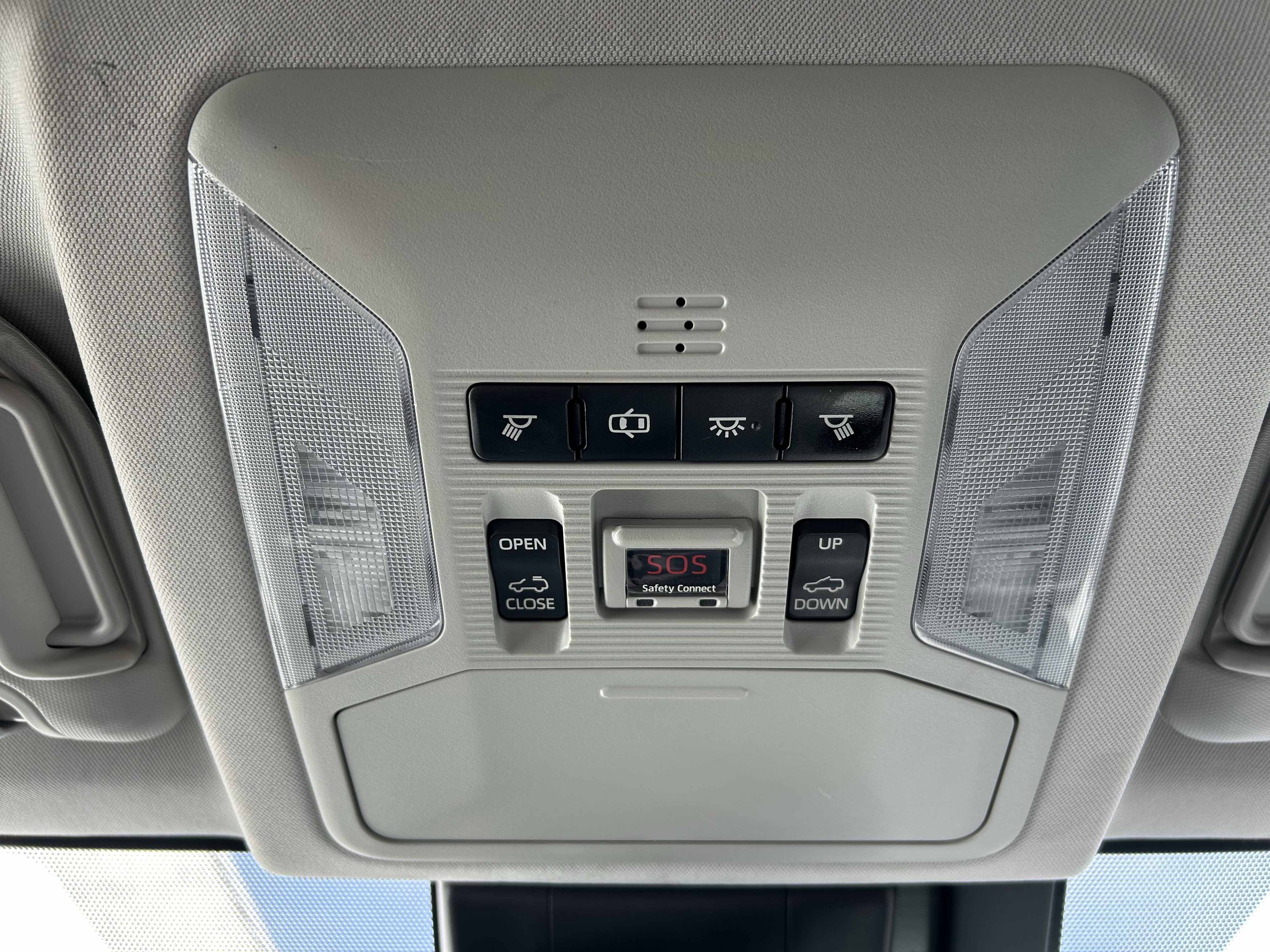 Used 2019 Toyota RAV4 Limited AWD/4WD image 36