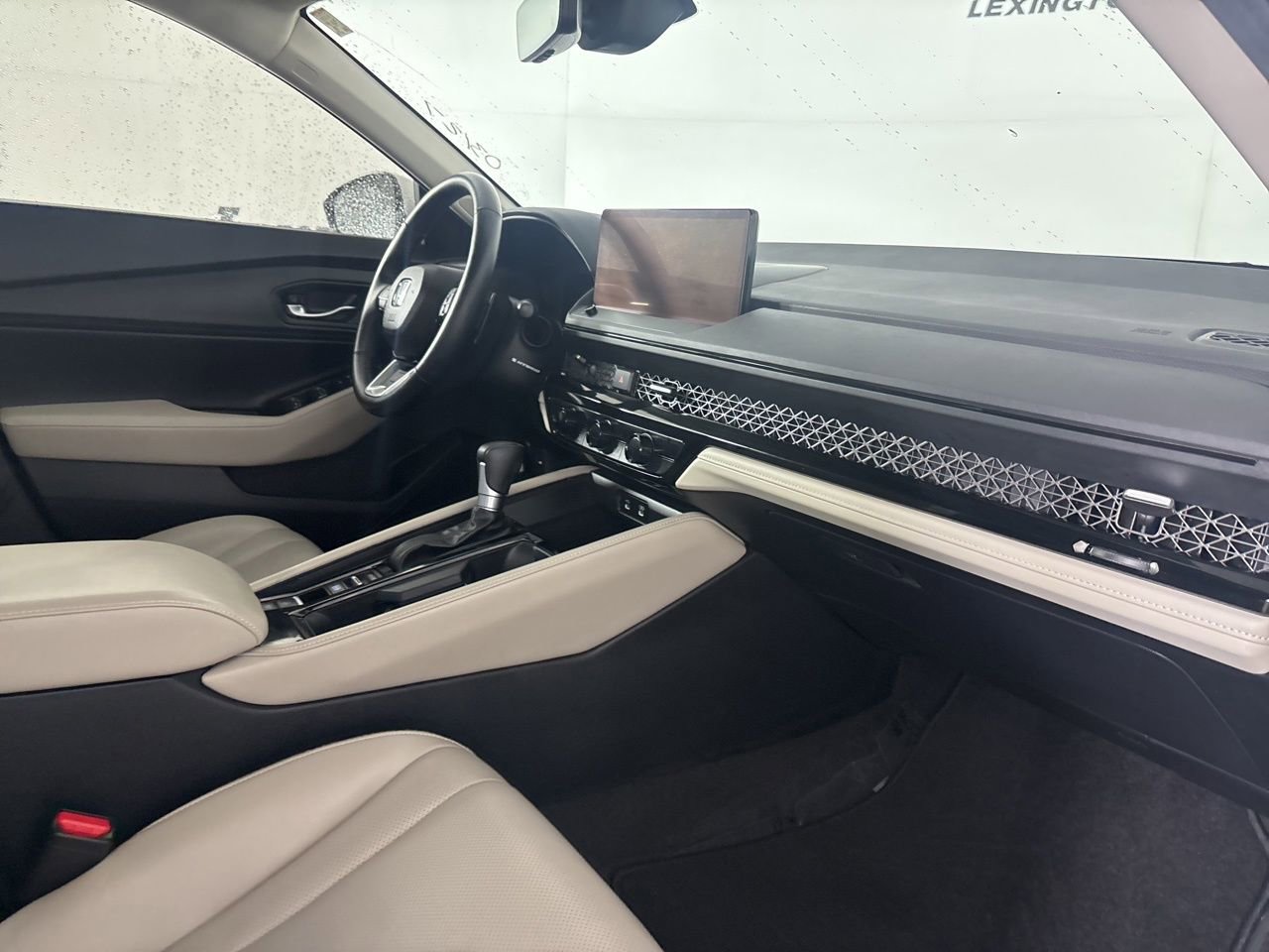 Used 2025 Honda Accord Touring image 30